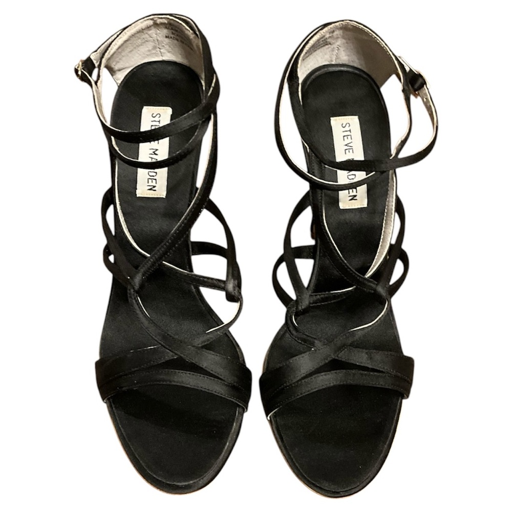 Steve Madden Women High Heels, Black 4 1/2” Heel. Size 10